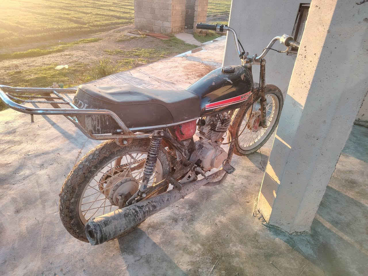 السلام عليكم موطور نامه للبيع كلوو شقال أسعر150 اوبي مجال لشراي ***********
