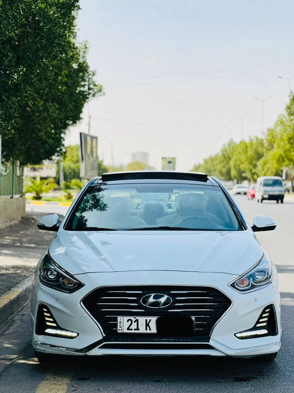 السلام عليكم 
للبيع او المراوس سوناتا موديل 2019 خليجي 
مكفوله  واحد ع واحد اعلى شي 
بصمه ، بنوراما ،تبريد قطعتين ،بردات خلفيه ، شحن واير ليس ، محرك دوش 2400 , حساس امامي خلفي ، لايت زنون ديناميك ، تخم تاير ، صدر امامي خلفي جديد .

تلفون ***********
