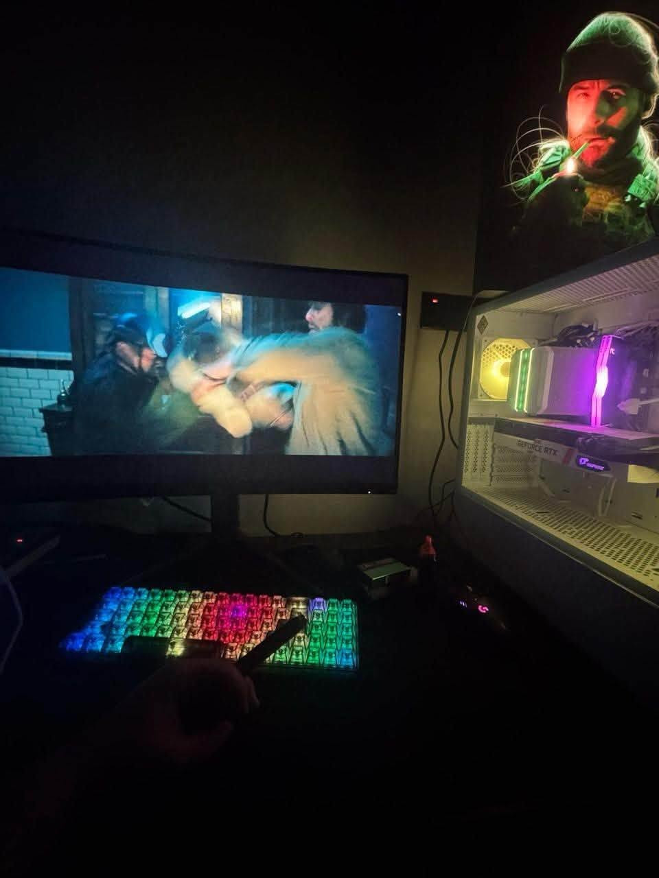 حاسبة Gaming PC للبيع كاملة مع الشاشة
مواصفات الجهاز:

المعالج: Intel Core i5-13400 (الجيل 10 - (13
Cores / 16 Threads

NVIDIA GeForce RTX 3070 8GB
RAM:16 GB DDR4
Board:     ASUS PRIME H610M-K D4 ARGB
Windows 11 Pro 64-bit
مدعوم DirectX 12 Ultimate 
الهارد 1TB HDD

الجهاز نظافة 100% ،ويشغل أحدث الألعاب بإعدادات High / Ultra باعلى جودة.

ملحقات شاشة وكيبورد وماوس كيمنك و UBS
شاشة AOC Gaming 2K QHD 27inch

الموقع : بغداد 
السعر 1,750,000
***********
