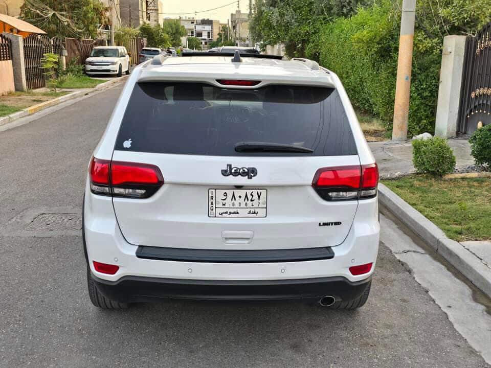 السلام عليكم ورحمة الله.. 
للبيع جيب لمتدد بلص موديل 2020 فول

رقم بغداد بسمي تحويل
ماشيه  95 الف
الموديل :2020
المحرك : 3600
المواصفات : 
•  نظام السرعة المحددة. 
•  سقف بانوراما . 
•  شاشه كبيرة 
•  نظام الخرائط (GPS) .
•  دخول ذكي. 
•  بصمة 
•  تشغيل عن بعد .
•  الصندوق الخلفيي كهربائي . .
•  ذاكرة لحفظ وضعيات الجلوس للسائق
•  المقاعد الأمامي كهربائي.
•  المقاعد الأمامية  تبريد وتدفئة .
•  المقاعد الخلفية تدفئة . 
*حساسات خلفيه.
•  محدد سرعة . 
 *بعد بيه مواصفات ممذكوره
السعر 240 وبيهه مجال
للاستفسار ***********
مكان السياره بغداد
مراوس بفورد f150
