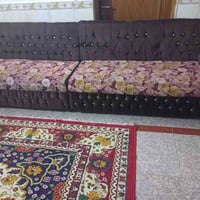 تخم ديوان • ١٠ مقاعد • نضيف