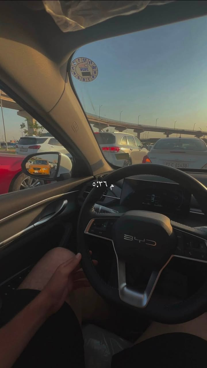 دستروير للبيع موديل ٢٥ ماشيه الكلي 4000 كفاله عامه رقم أربيل باسم شركة مكانه بصره ***********
