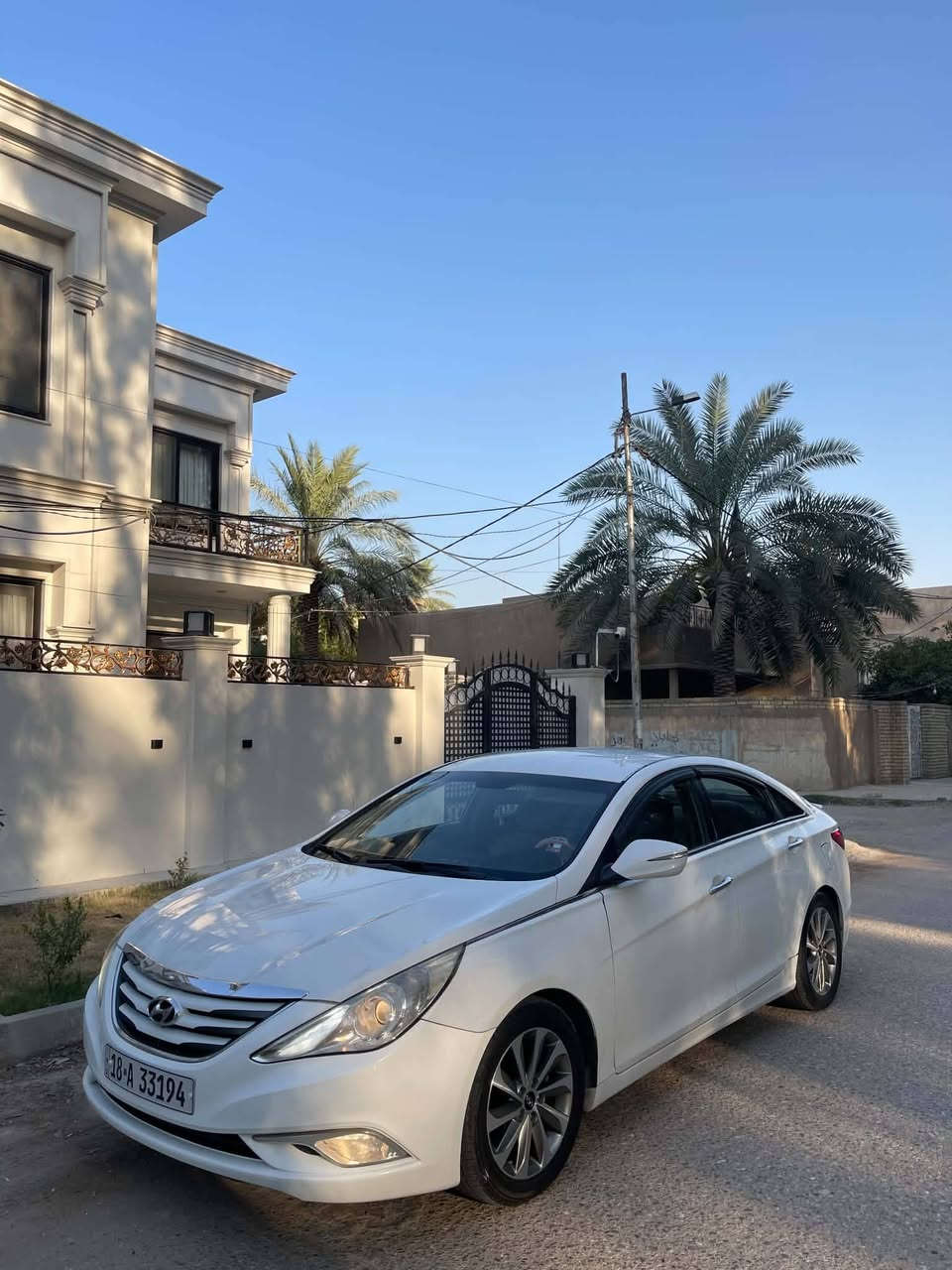 سلام عليكم سوناته البيع موديل 14خليجي بيه جاملغ صبغ وباب مفتوح فقط بدون داخل كير مكينه حداديه تخم تاير تبريد كله جديد مكينه 2400دوش مامفتوحه رقم بابل بسمي السعر 115وبيه مجال بسيط مكان بابل رقمي ***********
