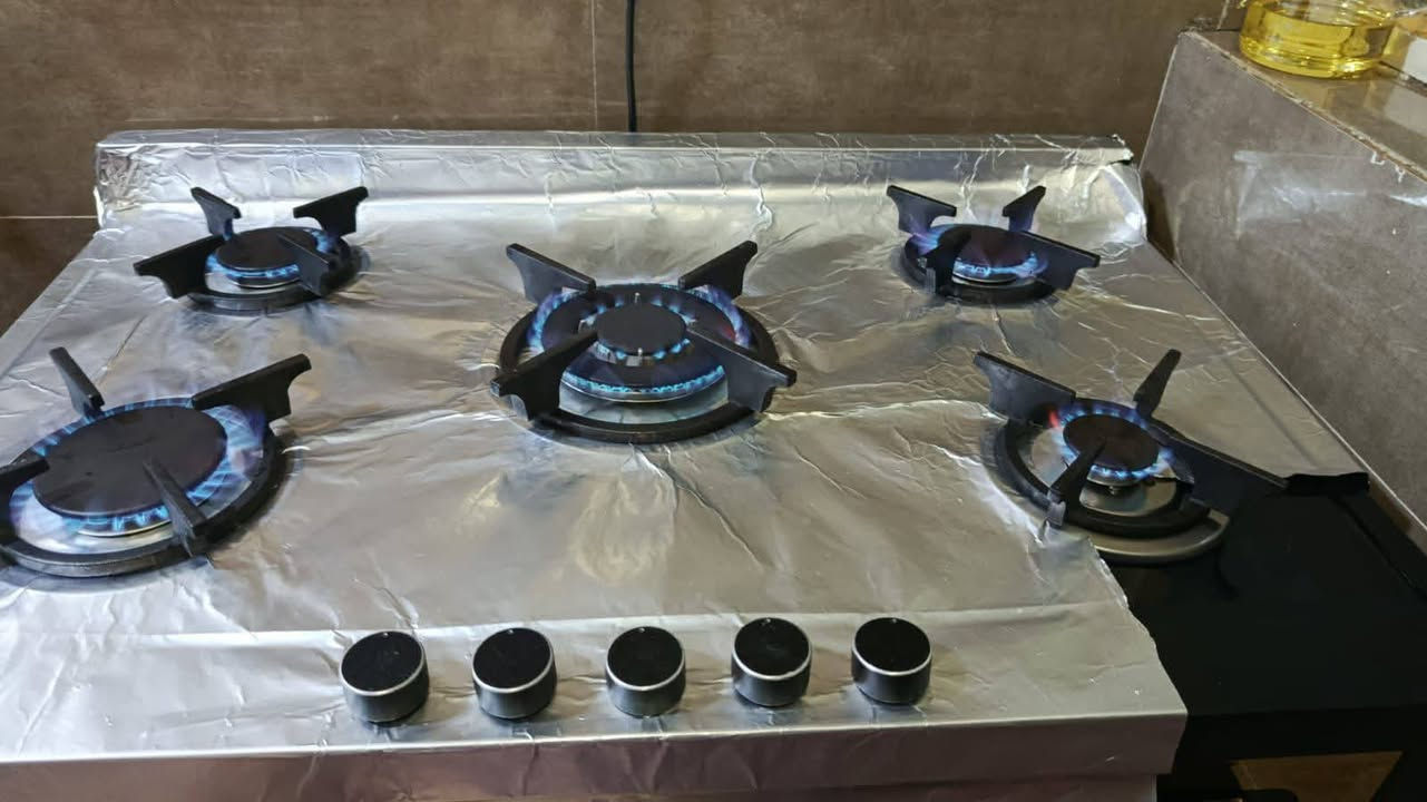 السلام عليكم مرخصتة الادمن
طباخ ايطالي حديثه للبيع مابي اي نقوص كامل مكمل كل عيون شغاله + فرن و الواجه زجاج حراريه وبي نضام حمايه كلش عاليه وبي توقيتات تشغيل واطفاء فرن وطباخ السعر400 وبي مجال  مكاني بغداد رقمي ***********
