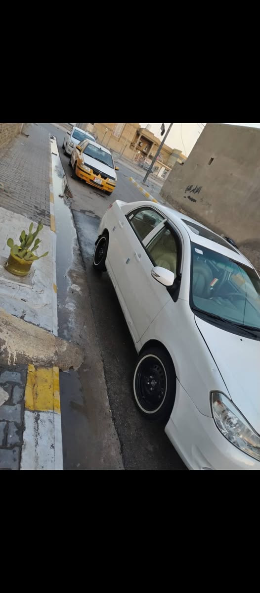 بيوايدي موديل13جي3 سياره كامله تخم تايرات4 ابو الخط البيض ويل اسود سياره تخبل كامله على اخر حبايه وين ما يعجبك اطلع بس بيه تنقيص قليل كلش لا تبخير ولا دخانه سياره رقم ميسان ومكانه بلكوت موجوده وسعره46 وبيه مجال اي ستفسار ات
نتصل على رقم***********
