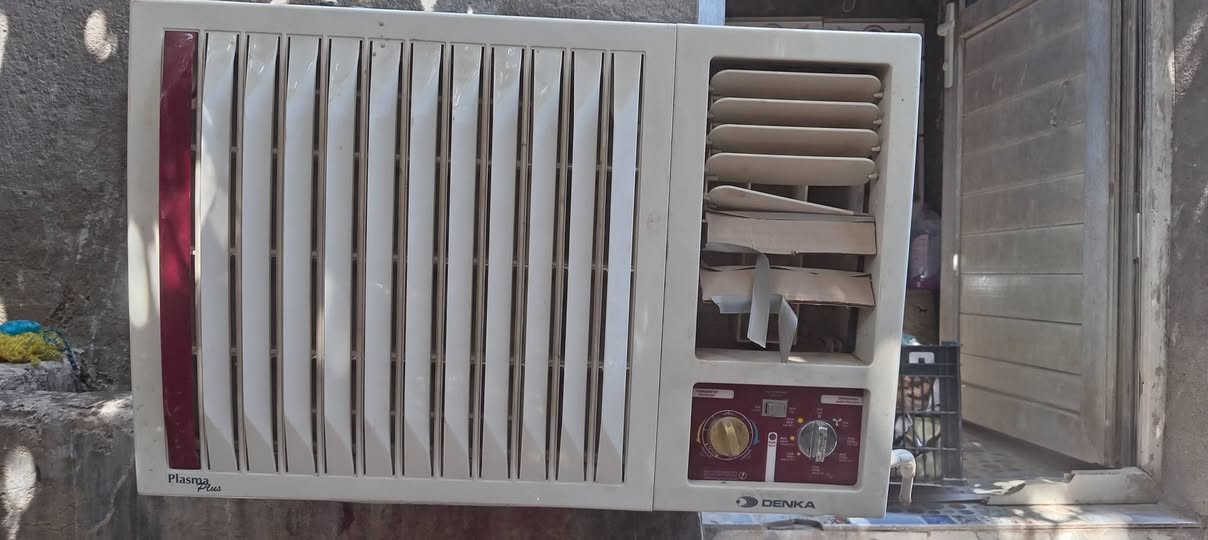 سلام عليكم يوجد غسل انواع مكيفات فقط اتصل على رقمين
*********** 
***********
