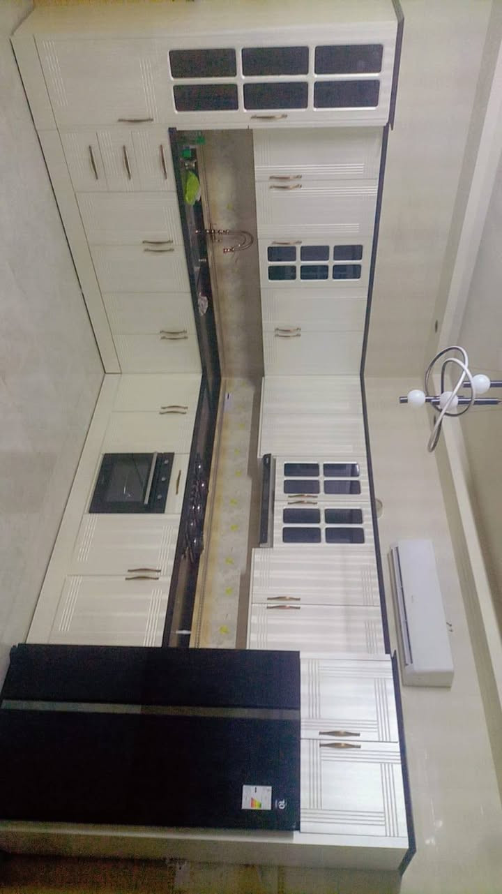 نموذج من اعمالنا المنفذة من المطابخ الداخل المنيوم و الخارج ابواب HDF و المرمر كوارتز طبيعي..و متوفر كذلك المطابخ الالمنيوم

العمل يكون مبطن و المقطع محشى حديد مغلون و جسوره بالكامل 
نشتغل حسب الطلب و بمختلف الأذواق، من البسيط للعصري، 

نلتزم بالدقة في العمل، سرعة الإنجاز، و ضمان يرضيك قبل أي شي و نهتم بأدق التفاصيل
حوّل مطبخك لمساحة أنيقة وعملية مع لمسة فخامة تدوم 

لمعرفة التفاصيل يرجى مراسلة الصفحة او الاتصال ***********  متوفر واتساب 
#بغداد_ أبو غريب  نعمل بأي مكان
