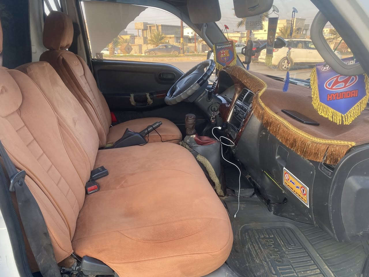 السلام عليكم كيا حمل موديل ١١ سياره كفاله من صبغ وضربه مال جناي بلاديه مابيه تعمير ولا معجون السعر ٩٨ وبيه مجال ***********
