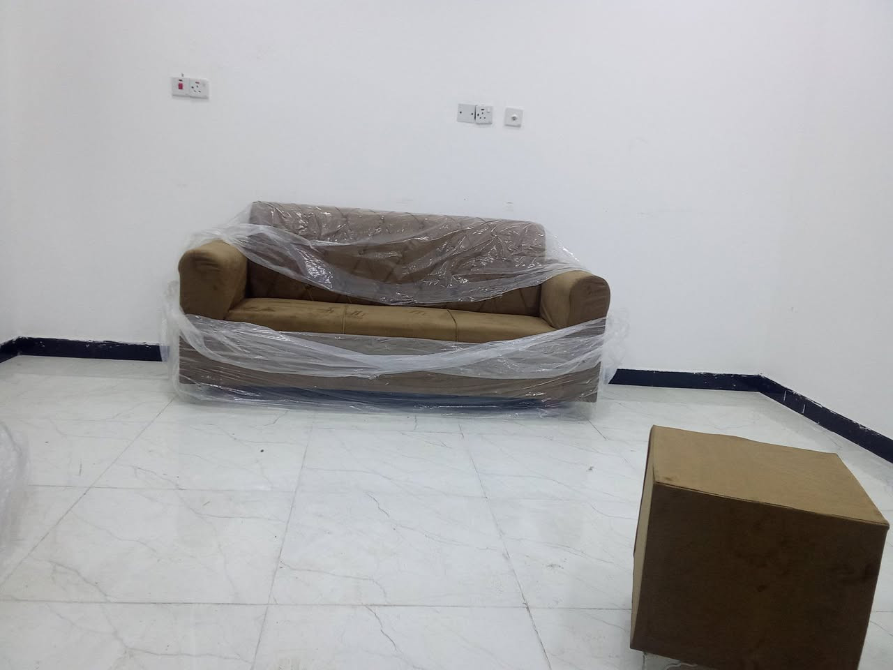 جديد غير مستخدم 10مقاع
موجود في مجمع الزهور
للتواصل ***********
