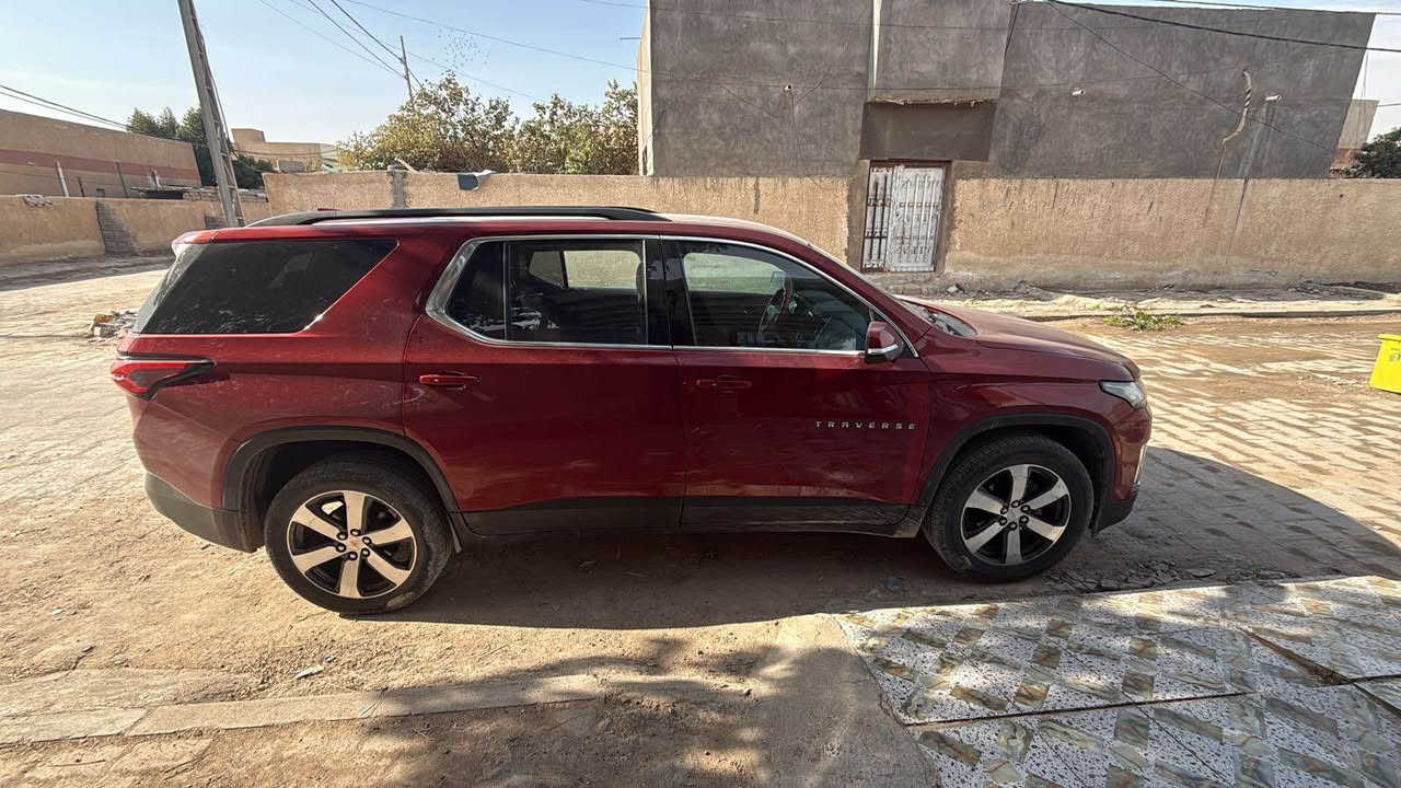 شوفرليت ترافرس 2022 وارد امريكي فول مواصفات 
 رقم بغداد مشروع وطني سنويه جديدة
محرك 6 سلندر ماشية 90 كيلو
كير محرك حداديه تبريد تدفئة مكفولات 
مكفوله السياره من اي ضربه او صبغ
 فقط جاملغ السايق حادث امريكا بدون داخل
العنوان النجف السعر 238 وبيها مجال 
***********  اي استفسار اتصالات واتساب مكلف بالنشر النجف, العراق
