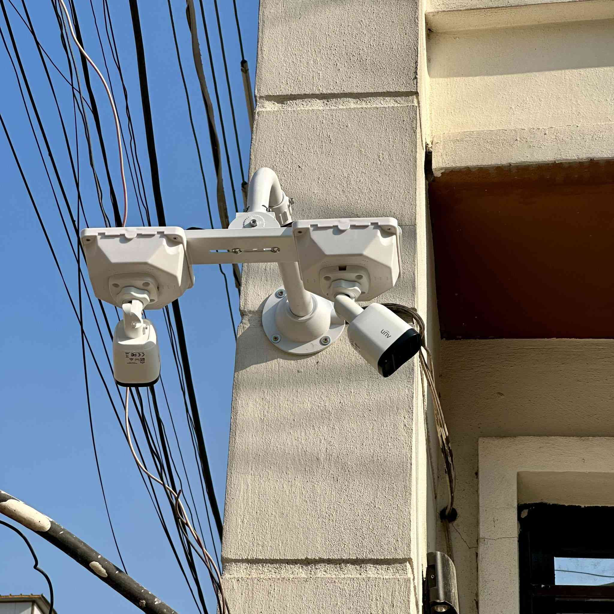 من اعمالنا تنصيب منظومة كاميرات UNV بدقة 5MP
Installation of UNV CCTV Surveillance System – 5MP Resolution
Professional Setup, Configuration & Testing
Including UPS Power Backup for Uninterrupted Operation
📩 For inquiries, please contact us via private message
📞 Or call: ***********
