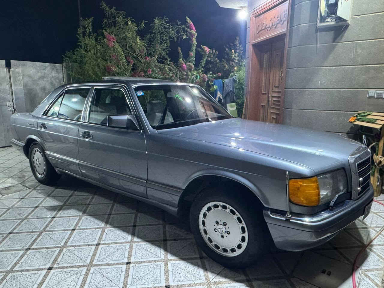 للبيع موديل 1989 مكينه وكير بلادي سياره جاهز تبريد دبل مروحه 
سلايت طكتين 
اريل كهرباء
داخل جلد 
***********
 سعر 85 وبيه مجال
