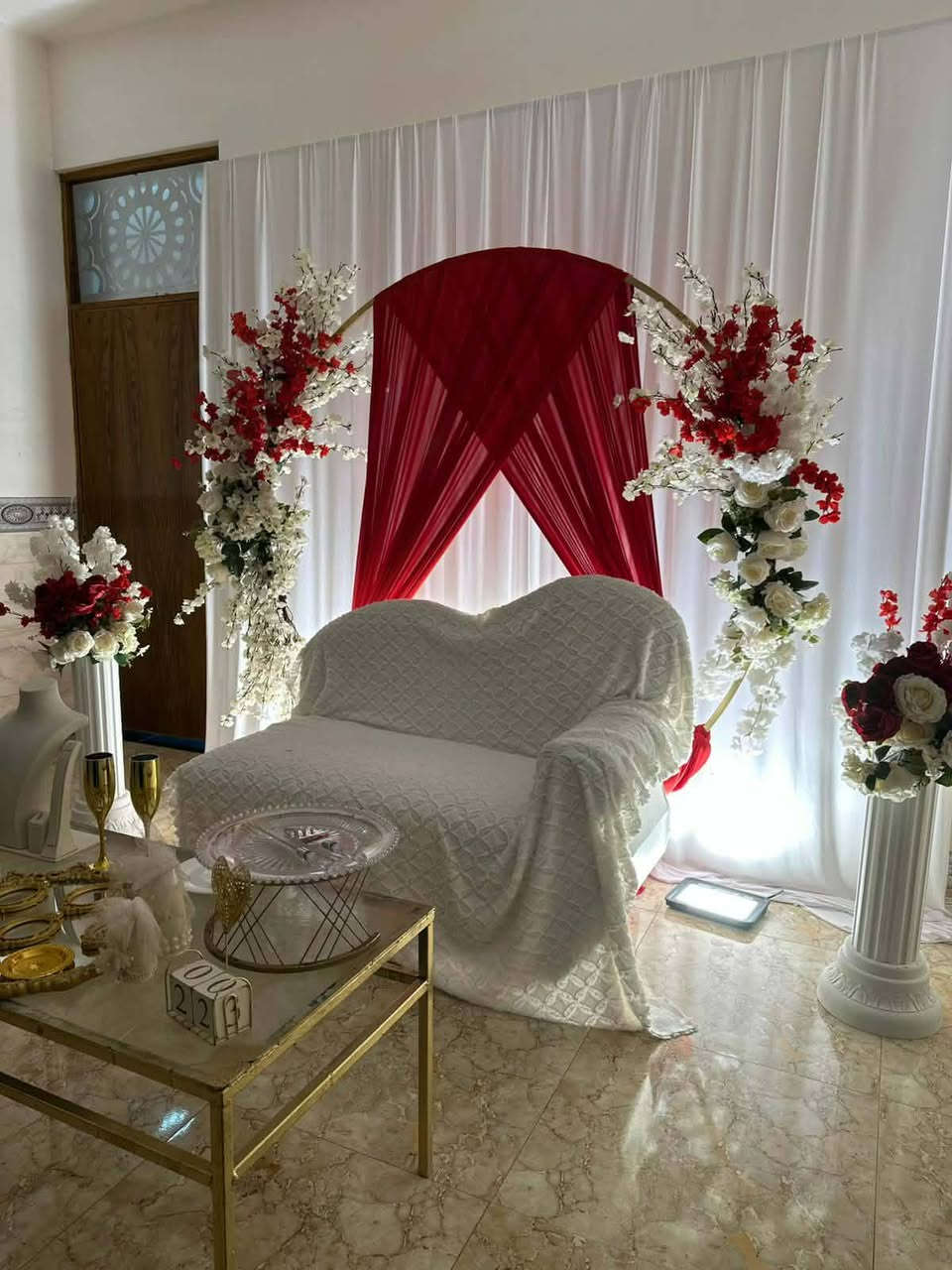 الف مبروك للحجز والاستفسار مراجعه قاعة. الاميرات أو  واتساب معا خدمه الشد والنقل والتوصيل ***********
