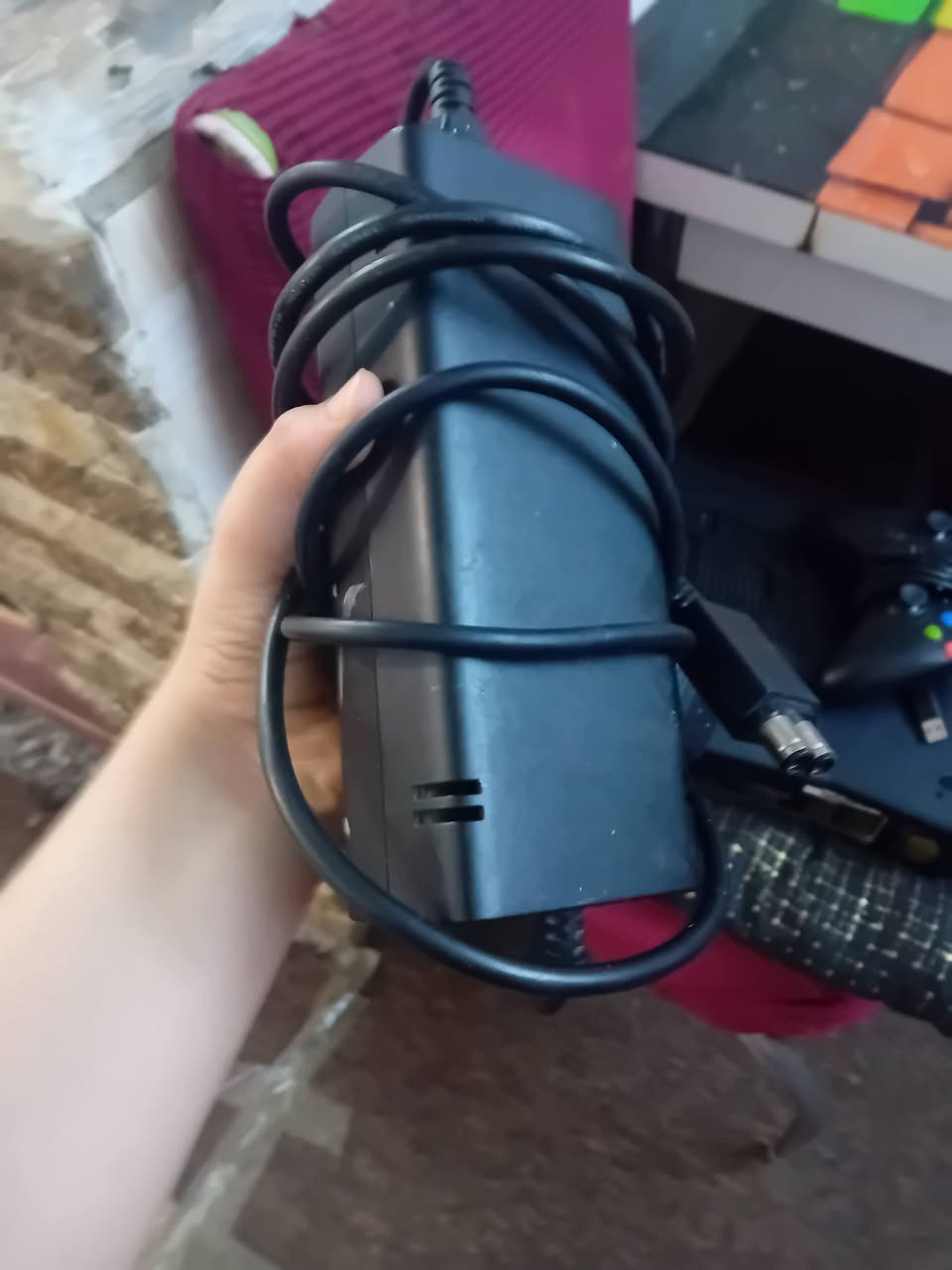 بلي للبيع اكسبوكس ٣٦٠ يدة ول شاحنة سعر ٨٠ نضيف مابي اي شي رقم ***********
