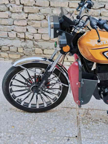 سونيلك موديل٢٥ ماشيه ٣ زيرو بعدها
cbf  ضاغطه وزنجيل 
عل وضع الشركه برغل ممبدل بيهه 
٩٥٠ وبيهه مجال
بغداد جميله 
***********
