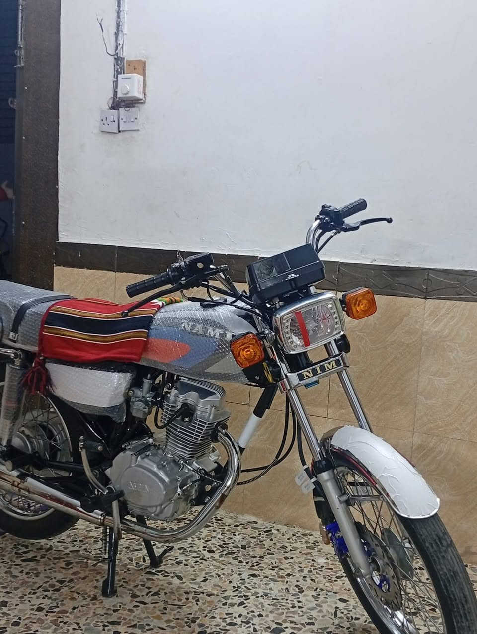 نامه متياز 23 اصلي
كله شغاله اوراق كامله
وكيله العارضي كهربائيات شغاله 
لايت زنون دسك امامي 
بسمي كبل اداورلك مكان نجف
السعر 900 وبيه مجال 
*********** واتساب
