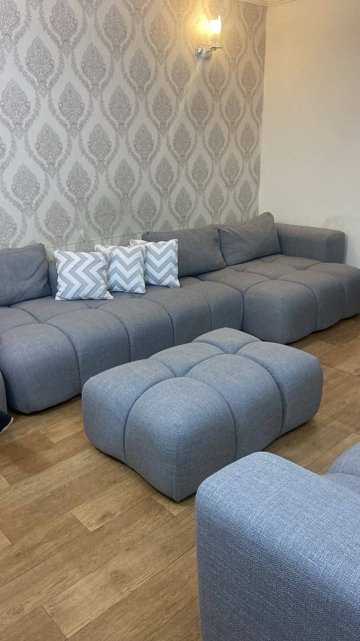 السلام عليكم تخم كورنر 8 مقاعد 
تركي مودرن درجة اولى اخذته من ( مزاج سنتر ) والفواتير موجودة 
دا اريد ابيعه لان الصالة مالتي مو جبيرة مرهم عندي 
نظافتة 95‎%‎ 
للاستفسار خاص


**إذا كنت صاحب هذا الإعلان وتريد حذفه لأي سبب، رجاءا أرسل رسالة إلى الدعم الفني**