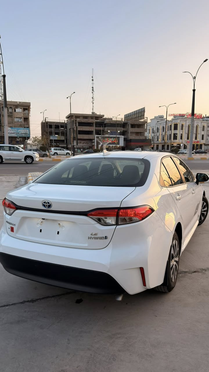 تويوتا كورلا 2024
LE ياباني  بانزين + كهرباء هايبرد
وارد امريكي موديل 
2024 لون ابيض
محرك 1800 
رادار امامي 
تحديد مسار 
مانع تصادم 
توقف ذاتي عند الاقتراب 
لدات اماميه لايت زينون بلادي عالي ناصي
شاشه كبيره  📲Android Auto/car play
كامره خلفيه 📷
هاند بريك بصمه كهرباء 
اوتو هولد ⭕️
فول تحكمات ستيرن 
كروز مثبت سرعه   
حساس اطارات   

   مرفق رقم الشاصي تقرير على الفحص والسونار 
وبيها طخة بالباب مال سايق ممبينة

🚨الفلوجة
السعر   158$

 ☎️***********
