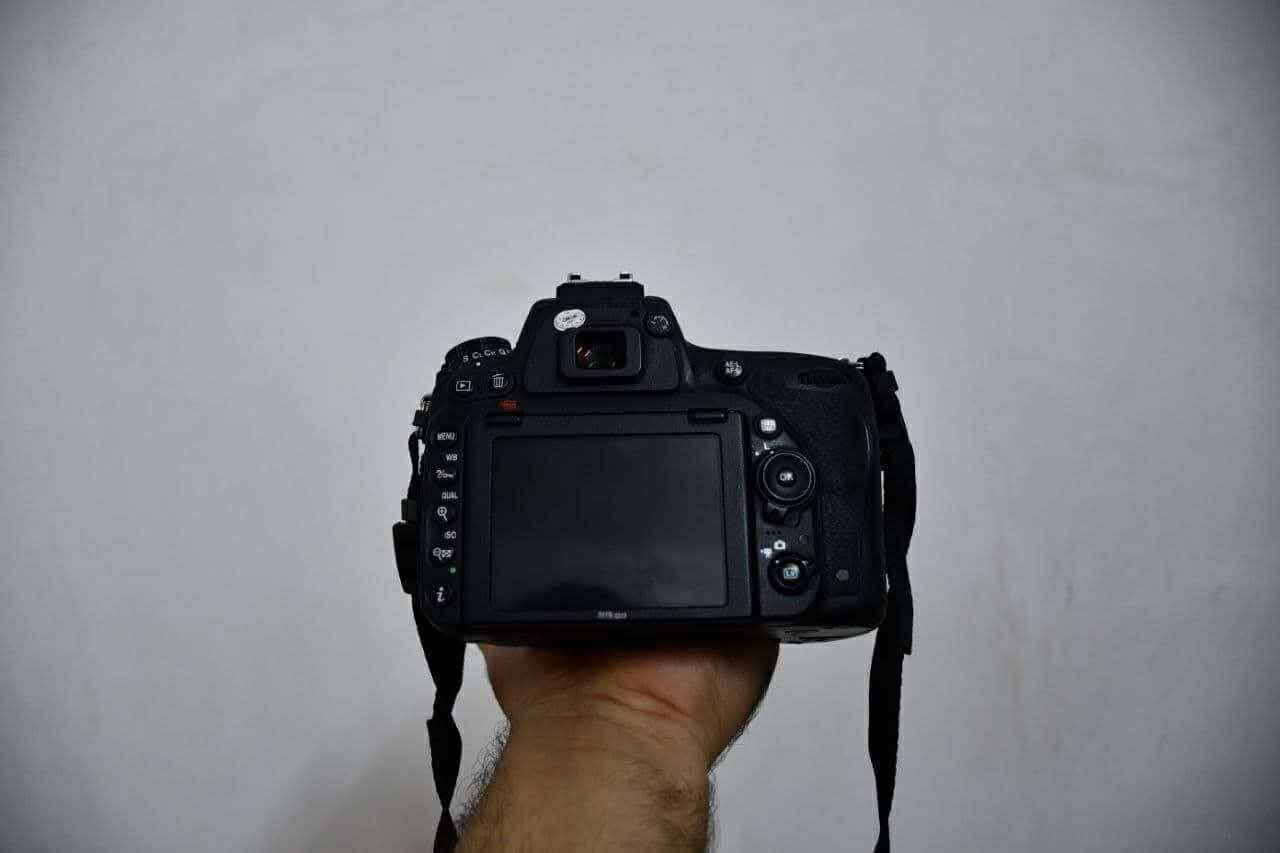 #كامره #نيكون750
الكامره نضيفه كلش مستخدمه قليل محتاج وريد ابيعه 
كوارتينه وعدسه نانو كرستال ورام وهود الكامره كامله 
مكاني بصره ماعدي توصيل و مامتواجد ع النت رقمي ***********
