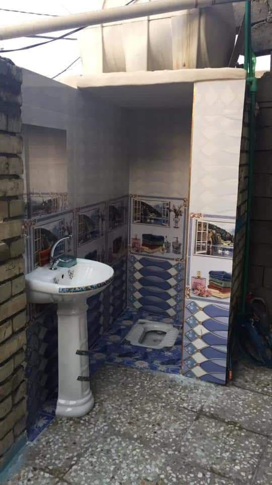 السلام عليكم
بيت 70 متر واجهة 7 نزال 10

زراعي بالديوان قريب الشارع الي يربط بالمطار

يحتوي على صالة وغرفة نوم ومطبخ وفوك بيتونة فقط

للتواصل ***********
