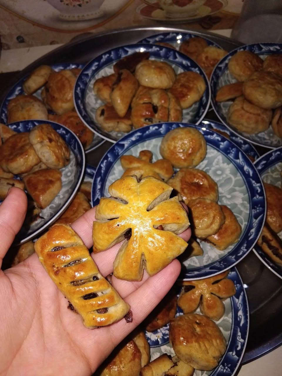 🌙✨ كليجه العيد وصلت ✨🌙 حتى يكتمل طعم العيد لازم كليجه
نوفر لكمً كليجه بيتيه بطعم لذيذ ورائحه تذكرك💛🍪 بايام زمان 
محشيه تمر ولقم وسمسم ومبروش 
احجز طلبك قبل الزحمه 
توجد خدمه توصيل داخل الديوانيه
@إشارة ديوانية, القادسية


**إذا كنت صاحب هذا الإعلان وتريد حذفه لأي سبب، رجاءا أرسل رسالة إلى الدعم الفني**