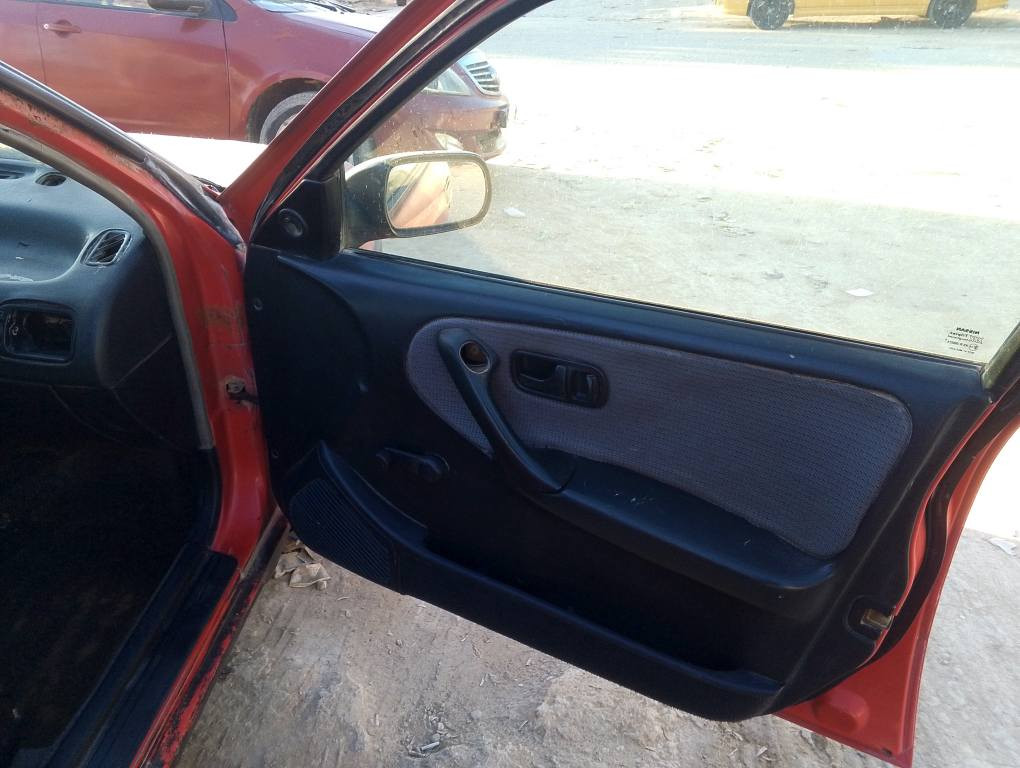 بسم الله الرحمن الرحيم سيارة نيسان برميرا للبيع السعر 20 وبيها مجال موديل 1993 مكفولة من الضربة والتبديل والصبغ مكينة وكير جدد كهربائيات جاهزة وتخم تاير جديد رقمها واسط 
العنوان الديوانية *********** ابو مقتدى ديوانية, القادسية
