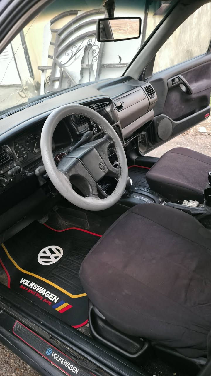 سلام عليكم للبيع غولف فينتو 
موديل 1994
صبغ فرن درجة أولى بدون حادث جمالية فقط
كير محرك مكفول صدر امامي خلفي 
تخم تاير شاشة تدعم ابل كار بلي
سماعات دمام 
رقم بغداد دولي
تبريد شغال 
كير أوتو 
السعر 45بيها مجال
الرقم ***********
العنوان بغداد تقاطع النهروان
