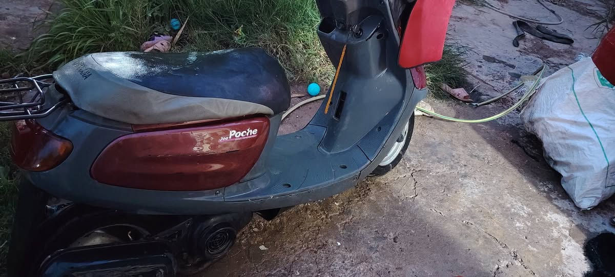 دراجه محرك مامفتوح شلعه ومعدل فول هورن لايت بكلايت اشاير كامله تايرات زوج جدد شاصي  ي نقص مابيه فقط باتري سعر 300وبيه مجال ا مكان  طويريج  وتساب ***********
