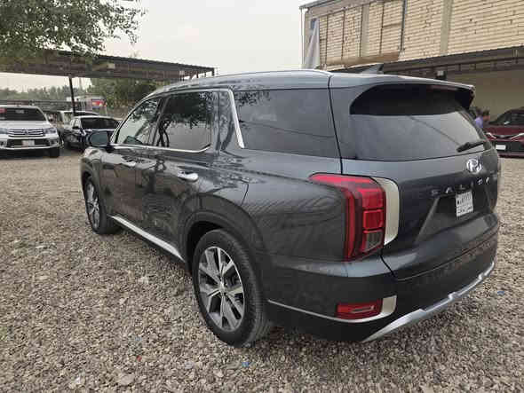 السلام عليكم  هونداي بلسايد موديل 2022 بدون رقم بسمي
الموصفات فول 
الصبغ صفحه وبنيد وشويه بلقماره  موضح بالفيديو
سعر السياره بلاش البلاش 200 يعني شدتين وبيها مجال سيط
العنوان كربلاء 
الستفسار  ***********  
***********
