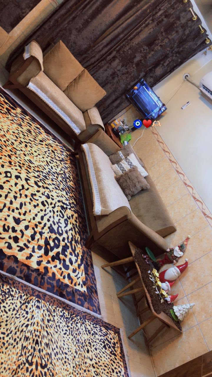 تخم كامل للبيع مع 2كراسي نضيف كلش وثكيل السعر 400وبيه مجال


**إذا كنت صاحب هذا الإعلان وتريد حذفه لأي سبب، رجاءا أرسل رسالة إلى الدعم الفني**