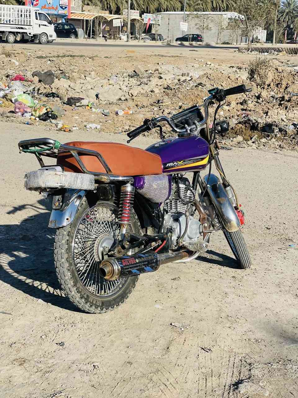 سلام عليكم مرخصه لأدمن موطور تايكر للبيع موديل 23 دراجه نضيفه مابيه اي نقص كهربائيات شغاله محرك مكفول تنقيص وتبخير السعر 500 وبيها مجال حك الجيه المكان ديالى الخالص  للاستفسار الرقم *********** مكلف بالنشر  زر
