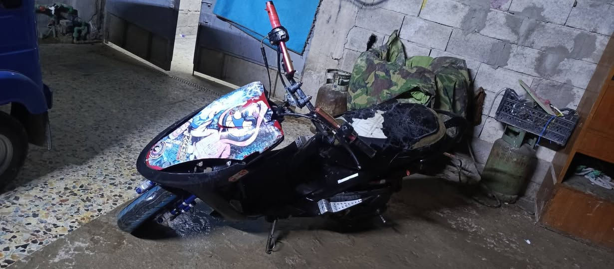 دراجة ماكس عدلة للبيع شغال هندر وسلف بس شخاطة مال سلف تعبانة السعر ٣٥٠مكان بغداد المشتل الشراي يتصل عل رقم ورجائن المو شراي لا يتعبني ***********
