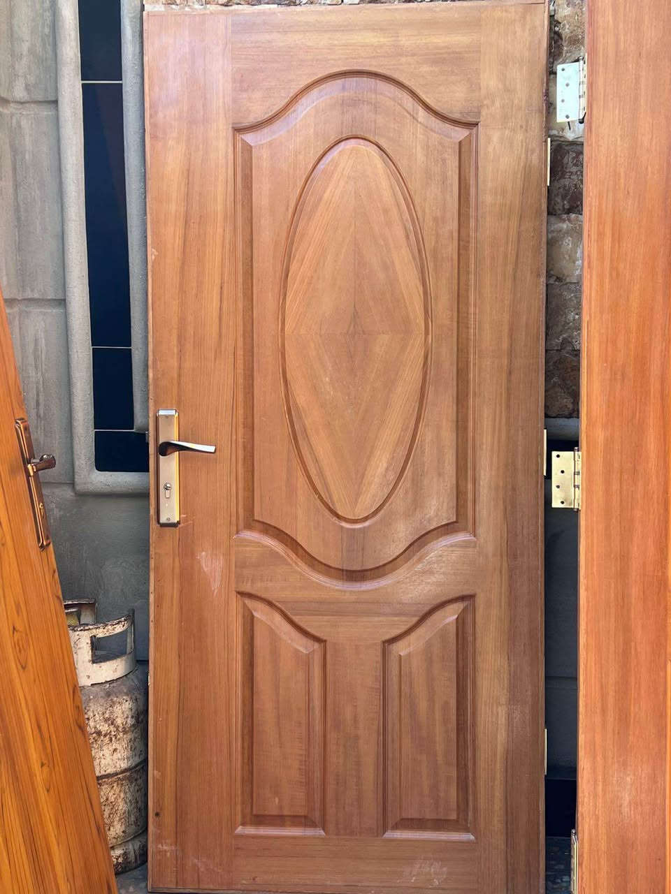 ابواب صاج خشب عدد ٥ ابواب نظافة مثل مواضح بالصور بدون چرچوبة فقط باب والقياسات مرفقة مع الصور الاقفال شغالات قيم بما يرضي الله واخذ مكاني                       بغداد - محمودية للاستفسار               ‭             ٠٧٧٦ ٢٣٤١٨٢١‬ بغداد, العراق
