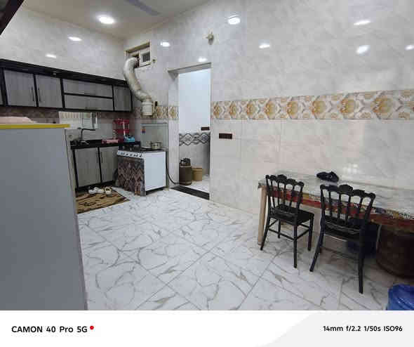 🪄🪄🪄🪄بيت للبيع 🪄🪄🪄🪄

الموقع 👇
جمهوري شارع سالم قرب مدرسه الرساله سادس بيت عن الشارع العام 

طابقين كونكريت مسلح بناء 🔨 2023🔨
مطلوب إسكان 49مليون

يحتوي على 👇
مجموع الغرف 3
الطابق الأرضي يحتوي على غرفه صاله مطبخ أستقبال حمامات 
الطابق الثاني 
يحتوي على غرفتين  صاله حمام 

المساحه //120متر 
الواجهة //6متر 

#للأستفسار على 
الأرقام الضاهره وأتساب ☎️

***********
***********

أو مراجعه مكتب محمد الغانمي جمهوري شارع السائدين مقابل ملعب الأتفاق الرياضي
