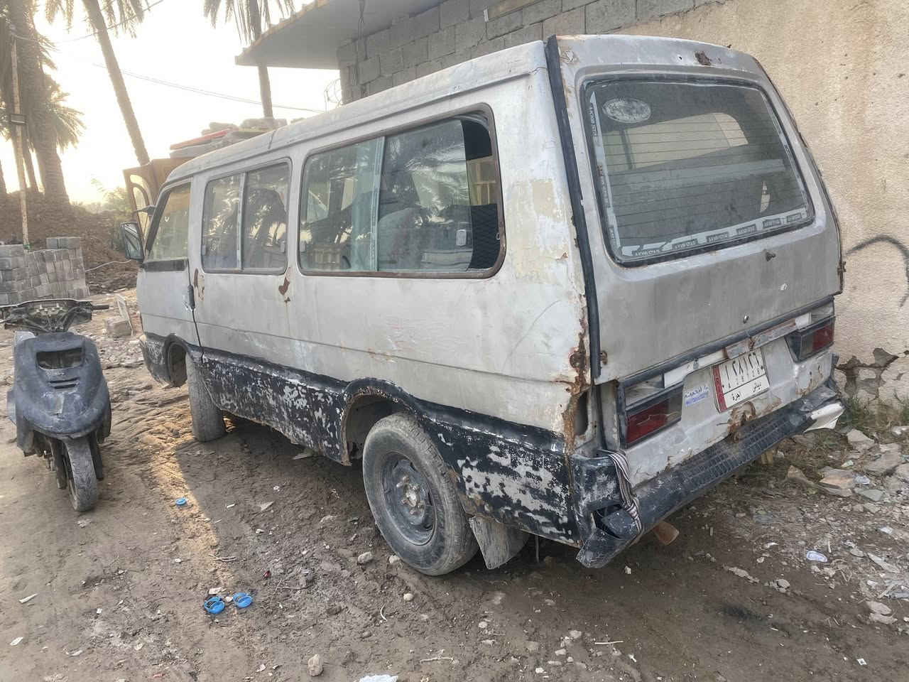 سلام عليكم كيه بسته للبيع كير ومكينه وتجي سته ستندر رقم رقم ديالى سياره مصفره هيئه وغرامات وشرط تحويل مكاني بغداد الزعفرانيه ٢٠ وبيها مجال بسيط حك جيه  رقم ***********
