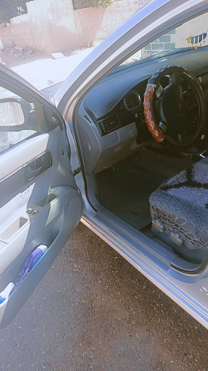 سلام عليكم سياره اوبتره موديل2005كير عادي رقم بغداد انكليزي محرك مسكر كير ومحرك مكفولات السياره داخلهه نضيف حيل بس كشرهه بي جراد معروضه 52 وبيهه مجال مامتواجد عل فيس هاذه رقمي‏‪***********‬‏مكاني بابل المسيب
