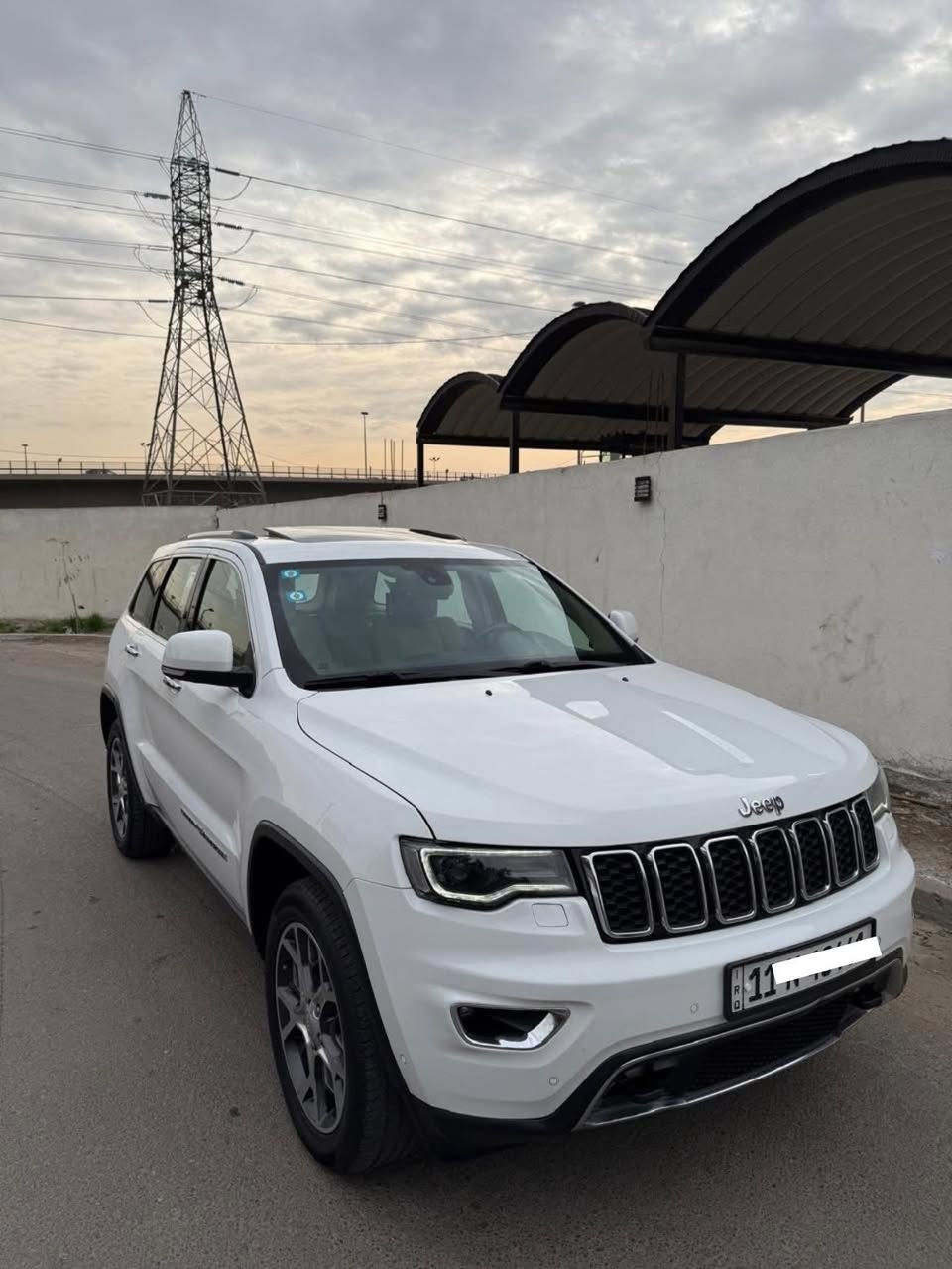 للبيع جيب ٢٠١٩ خليجي وكالة هارلم فول ١/١ ( بلاص )
كفالة عامة سيارة جديدة 
بدون اي نقص شرط الفحص محرك ٦ سلندر 
رقم بغداد الجديد سنوية باسمي المواصفات :-
١- فتحة ( بنوراما )
٢- بصمة تشغيل + ابوب 
٣- كشنات جلد + كهرباء 
٤- جنطة كهرباء 
٥- شاشة كبيرة + شاشات خلفية 
٦- خزن ميموري 
٧- فور ويل + ماوس 
٨- شفتات ستيرن 
٩- كامرة دوارة + كامرة 
١٠- حساسات امامي خلفي 
١١- اطفاء داتي عند التوقف
١٢- عدته وسبيرة عل الشركة 
وبعد هواي مواصفات المعروفة للجيب بدون اي نقص 
عنواني بغداد حي الجامعة 
السعر ٢٩٥ ورقة 
***********
