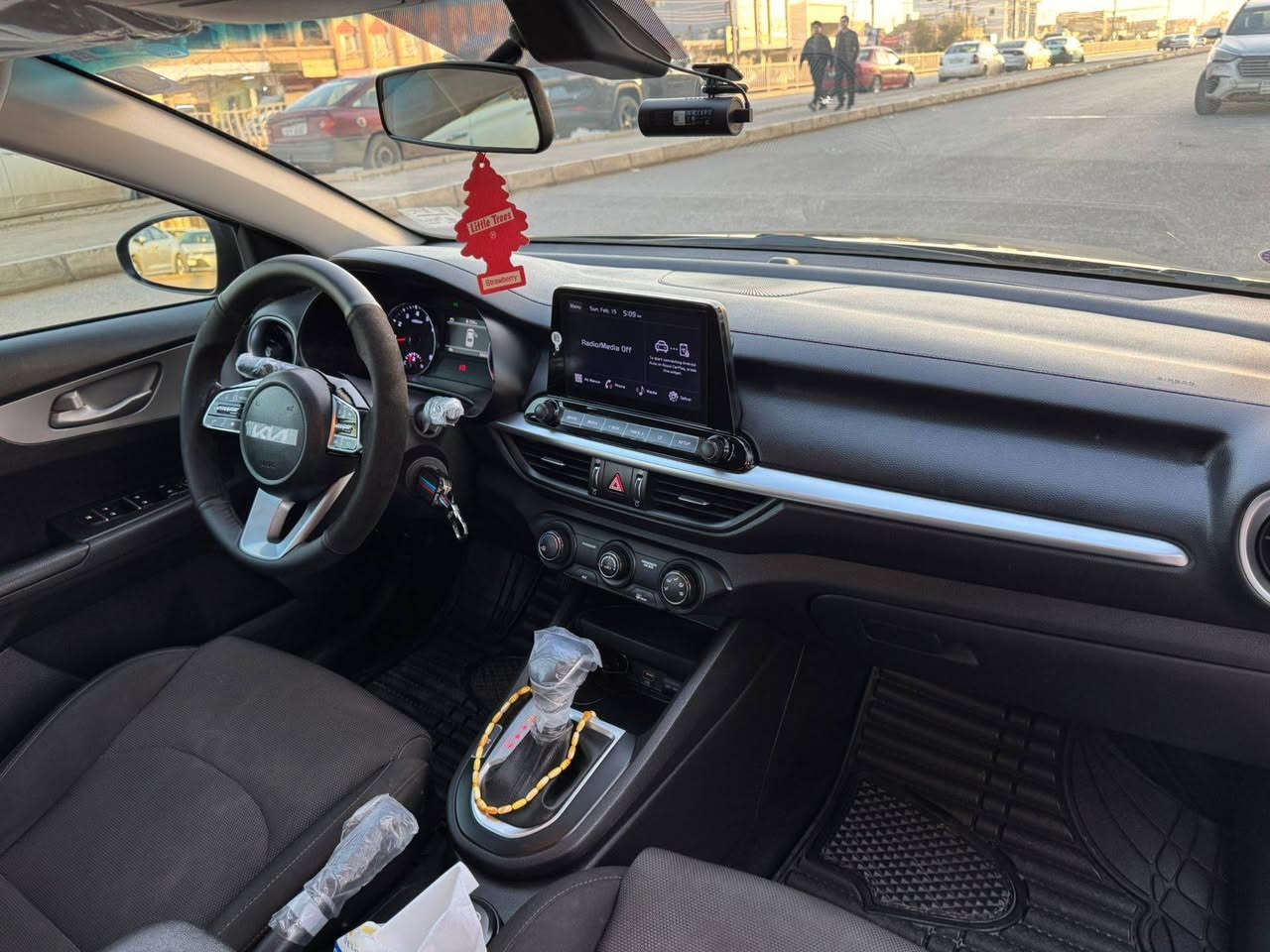 للبيع كيا فورتي 2023 رقم نينوى بسمي تحول مباشر 
المواصفات نص فـول 

عداد المسافة 55 mi

محرك 20 دوش لاصرف ولا نفخ 

گير  شرط

تحــديـد مســار 

رادار امــــامـــي

شـاشة + كامـرة 

تحـكم ستيــــرن

مـــانع انــــــزلاق

3 اوضاع قيــادة

رقم + هزة + سنوية كلهن جـدد 

الضـــــرر بـوند وچـاملغ مبـدلات 

السعـــر 138 وبيها مجال بسيط 

عنوان السيارة #الموصل #ايسر  حي التحرير 👇🏻

📲***********
📲***********
