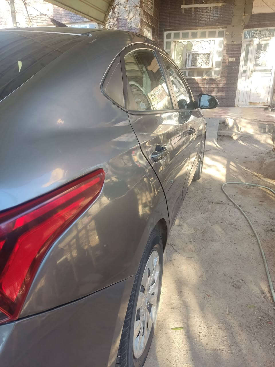 السلام عليكم
اكسنت 2019 بچم كبس 
صور حادثه والسونار موجود بمنشور 
محرك 1600 gdi 
السيارة معوقين بشهر العاشر تصير حرة ( باعتبار حرة) وكالة وتحويل مباشر بس تخلص المدة 
السعر 108$
لتواصل 
***********
