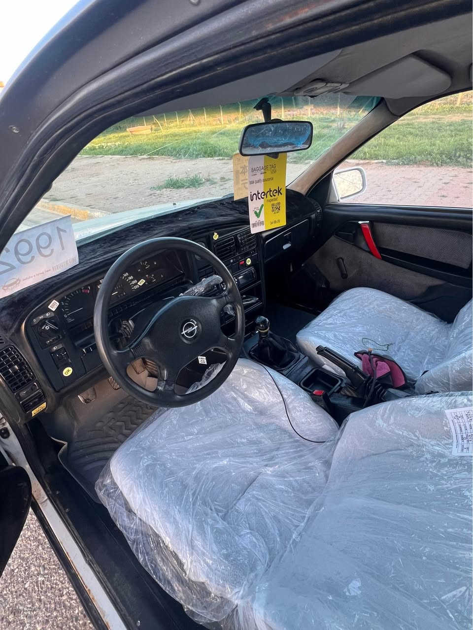 ئوپل ئوميگا موديل1992حجم 20بيلاد گير عادي گيرو محرك شرتت سنويه جديدد لحد2030بسمي بيها كوبون بنزين هه زه جديد سياره مابي نقص سبوغ حيزام جمالييه سعر48)بيها مجال بسيت ***********مكاني كركووك كركوك, العراق
