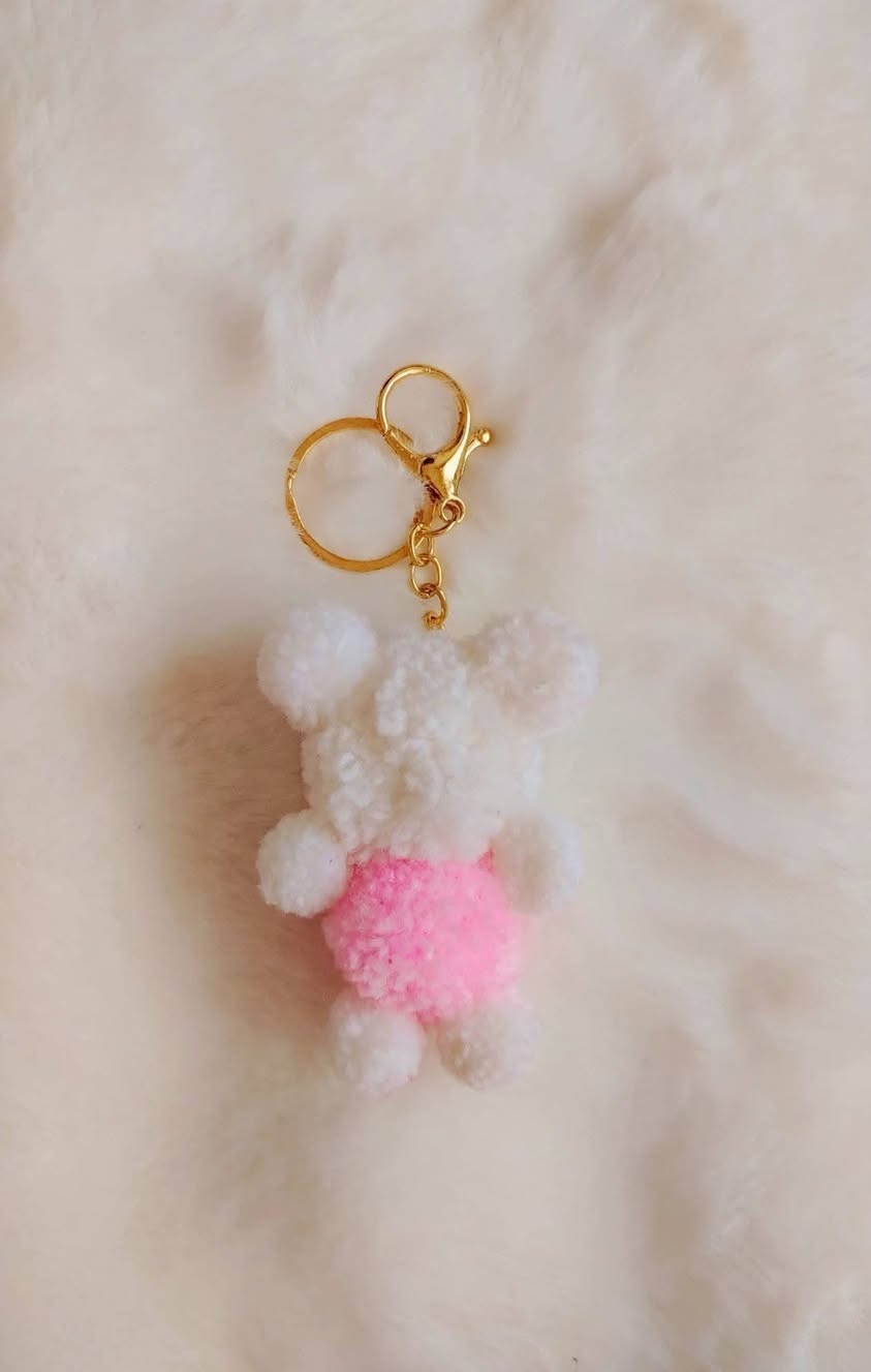 إذا تحبين الاشياء الناعمة والمميزة 🥹💕
مداليات كروشي شغل يدوي بتفاصيل تجنن 🐝✨
اختاري الشكل اللي يعجبج وخلي مفاتيحج تتميز 😍

🚚 توصيل لجميع محافظات العراق 🇮🇶
للطلب راسلونا خاص 💌


**إذا كنت صاحب هذا الإعلان وتريد حذفه لأي سبب، رجاءا أرسل رسالة إلى الدعم الفني**