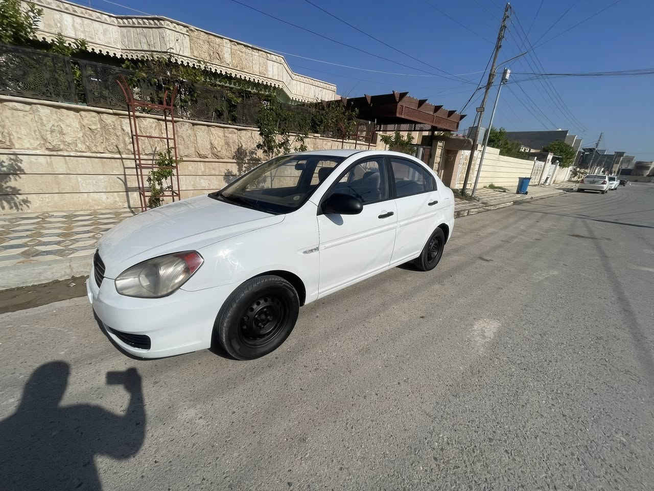 للبيع فقط اكسنت دبدوب رقم بغداد موديل 2008 مواصفات سعودي داخل لونين محرك 1500 كير محرك بالشرط بيها ربع البونيد وطارف الجاملغ رش بدون حادث السيارة حلوة وكاعدة ومال بيت وبأسمنا شرط التحويل السعر 82 وبيها مجال  ***********
