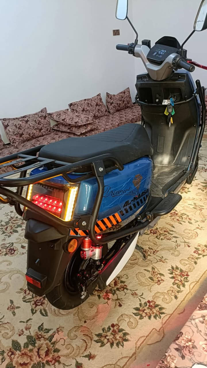 سلام عليكم ماطور شحن للبيع نوع دبدوب من شركة الماسة أرقة شركة بال عراق موديل ((2026)) مستخدم شي قليل جدا كهربائيات كلها شغالة بلوتوث دبل إشارة إشارة يمنة يسرة لايت زنون عالي ناصي كلش قوي مرايات هورن نشرات شاشة دجيتل الماطور ضد الماء لون ازرق مميز الماطور شخط ما بي بطاريات 🔋 على فحص شرط تفحص كدامك دبلات امامية خلفية كلة شغال جنطة جبيرة الماطور بي نظام البك الR يعني يرجع ليورة الماطور بعدة جديد السعر 675 وبي مجال كلش قليل للشراي وللطيبين المكان الأنبار الرمادي /الرقم ***********
