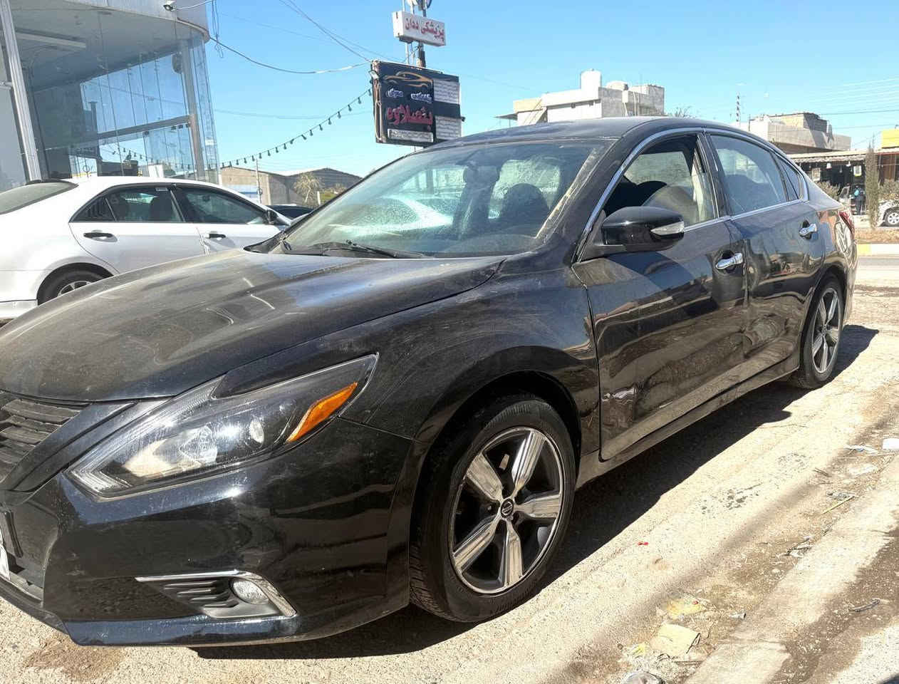 ئالتيما2017SRبينج پارجةى  سبوغة چةمبةكى بيشى هية لةكةل توكمةى لأى سائق گيرو مةكينةو تقةو رةقة برانةوة بةشةرتة 13وةرةقةى خرامةى لةسةرة 20%لى  قةتح دةكريت زةمارةتلةفؤنة*********** أربيل, العراق
