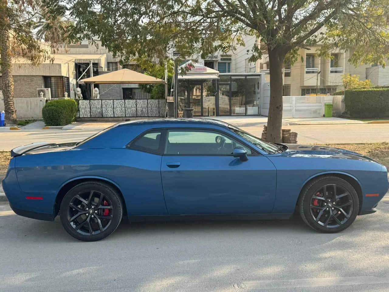 دودج تشالنجر Sxt
🔵 موديل 2020   V6

🔵 تفاصيل بل كامل بدون استثناء ……
🔵 سياره اي صبغ مابيها فقط تكحيلات بسيطه مكان حادث البسيط
🔵  الحادث دعاميه خلفيه مبدله فقط (مرفق الصور)

🔵  محرك مفتوح ( مبدل ذراع ) يم الياس (ياسر امريكي) راجعه وكالة اللي ميندل مكانه ( تقاطع الدرويش )
 🔵 السياره مابيها اي نقص غراضها وكاله موبار اصلي
فقط اللي يحب يعدل عليها
 🔵 طخه بسيطه بلباب اللي جنب السايق 

🔵 السعر 19,500$ بيها مجال بسيط
الرقم *********** وتساب فقط
