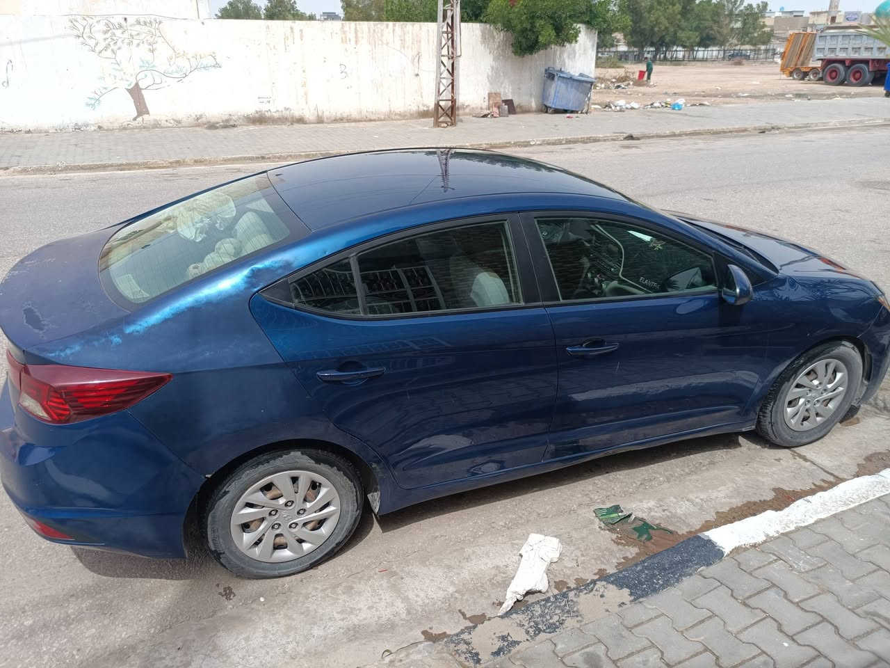 النترا للبيع مكينه 2000 دوش المرغوب اقتصادية حادث خلفي فقط الامريكي السعر 143  
ماشيه 55 الف 

شاشه لمس 
نقطة عمياء 
تحكم ستيرن
مانع انزلاق ABS
مثبت سرعة
جميع الايرباك سليمة 
استعمال نظيف جدا

***********
