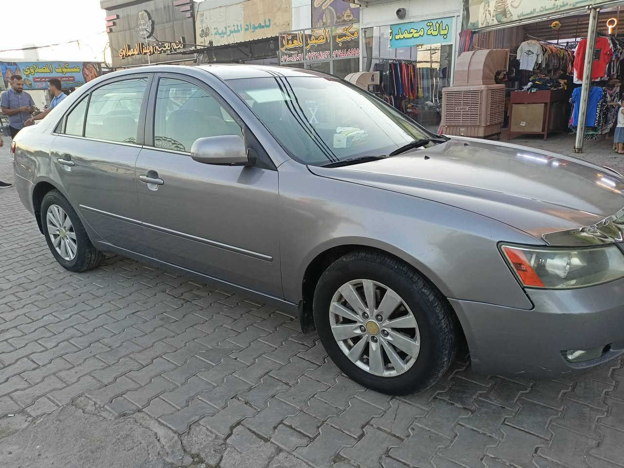 سوناتا 2006 وارد امريكي 6 سلندر بيها 4 قطع صبغ ابيع حزام كير ومحرك مكفولات تبريد ثلج تدفئه شغالة  صدر تخم تاير باتري جديد فتحة سقف رقم بغداد انكليزي شرط التحويل 
العنوان ديالى المقدادية ناحية الوجيهية  السعر 82$ وبيها مجال ***********
