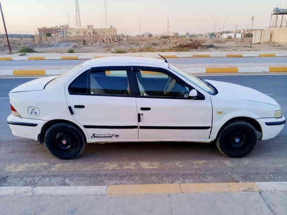 السلام عليكم سيارة سمند للبيع موديل 2010 رقم دولي بأسمي صلاح الدين تحويل ثاني يوم كير محرك خير من الله، صدر جديد الاصلي ،تايرات تخم جديد، كهربائيات كلها شغاله، تبريد شغال سيارة لوك مال بيت ، السعر 38 بيها مجال حك الجيه،، الرقم *********** العنوان تكريت
