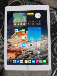 آيباد اير 2 • ٦٤ • نظيف ٩٥%