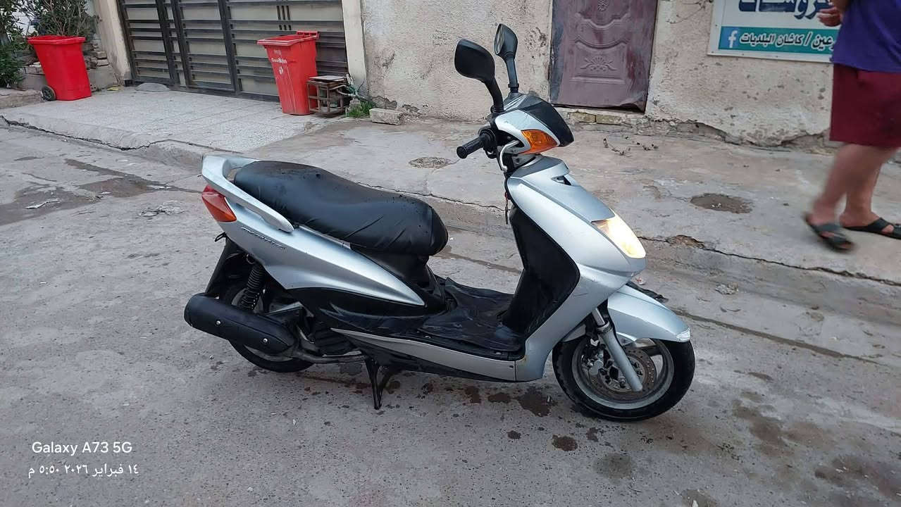 سكنس نثية للبيع دراجة شلعة تخبل
كهربائيات كلهة شغالة سلف هندر مكينة مفتوحة 
كابريتر اصلي مكاني بغداد البلديات سعره ٥٥٠ 
*********** متواجد خاص
